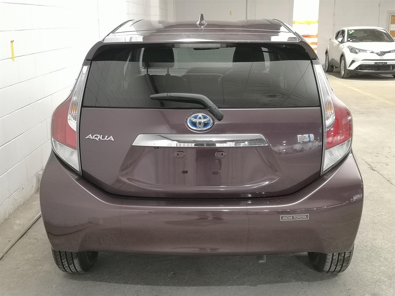 2016 Toyota Aqua