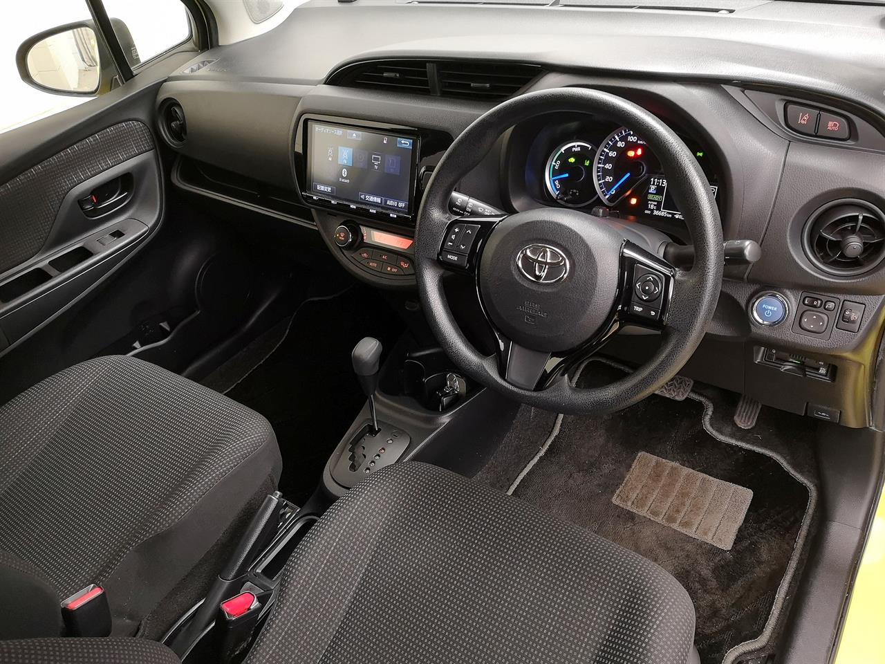 2017 Toyota Vitz
