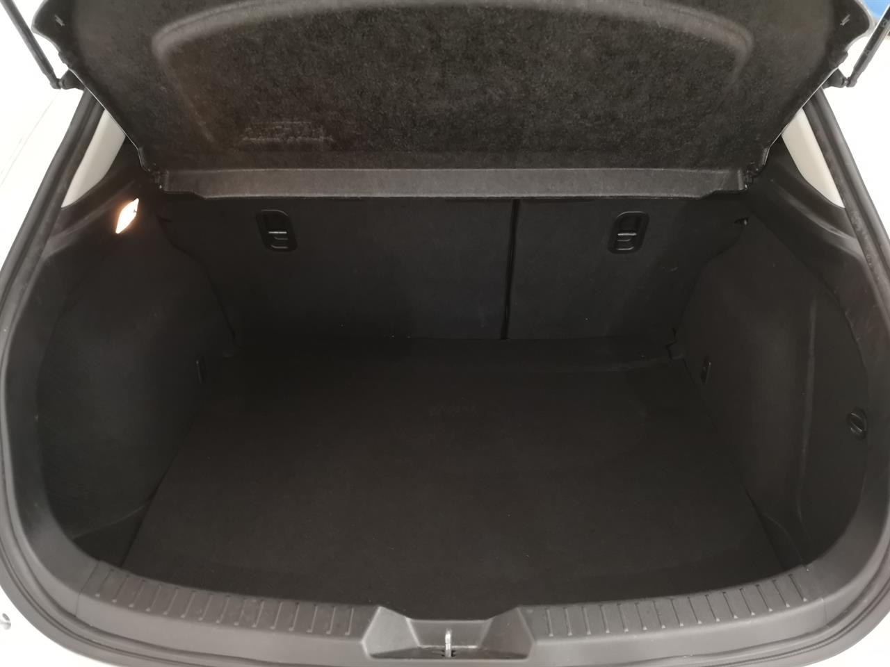2018 Mazda Axela