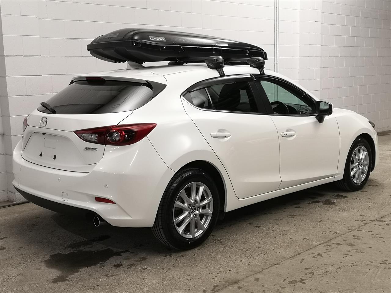 2018 Mazda Axela