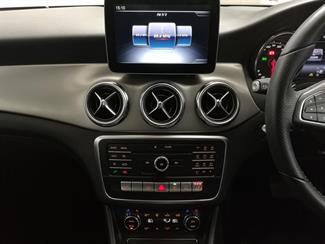 2018 Mercedes-Benz GLA 180 - Thumbnail
