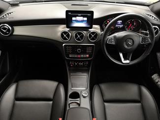 2018 Mercedes-Benz GLA 180 - Thumbnail