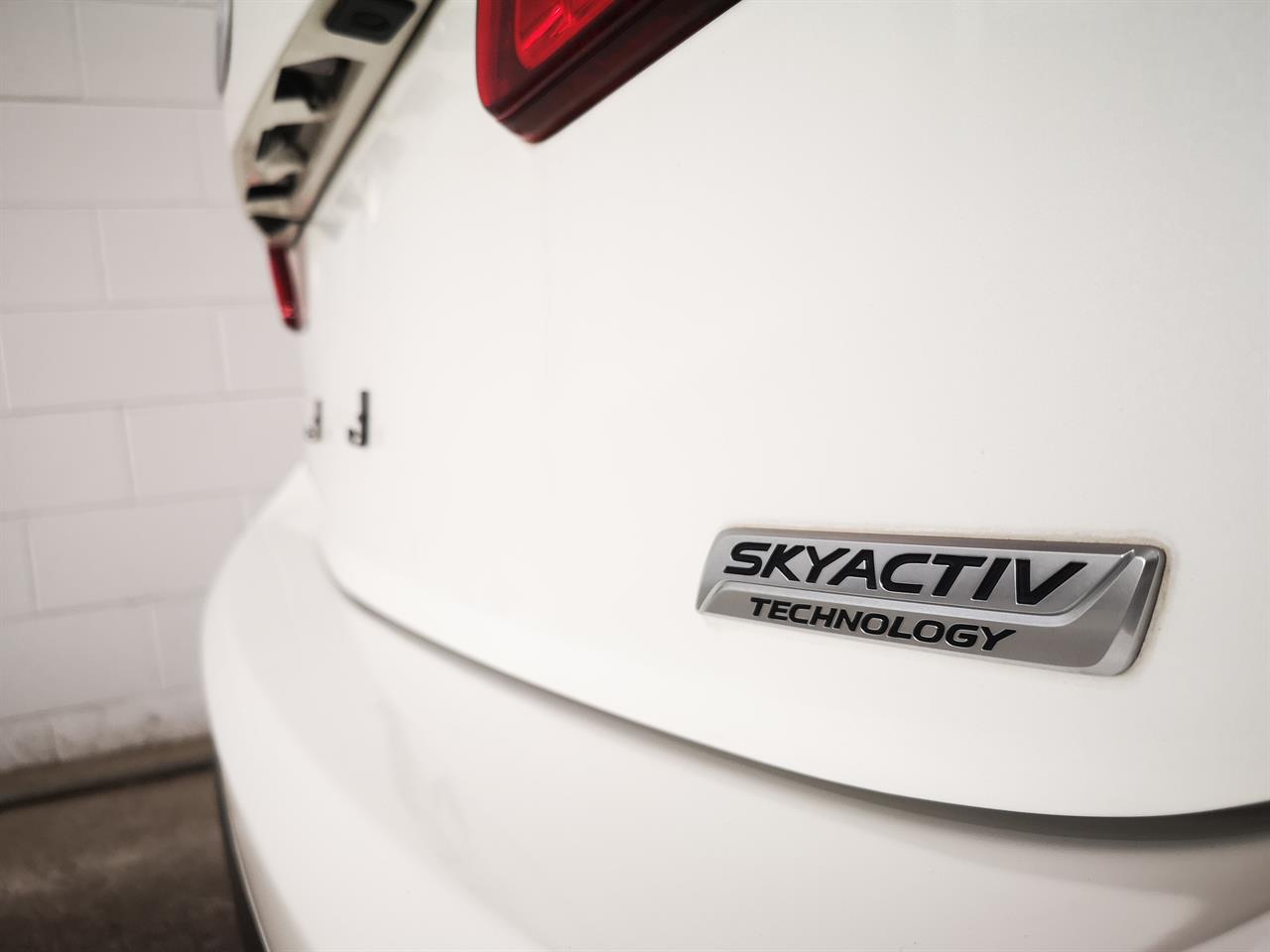 2017 Mazda Premacy