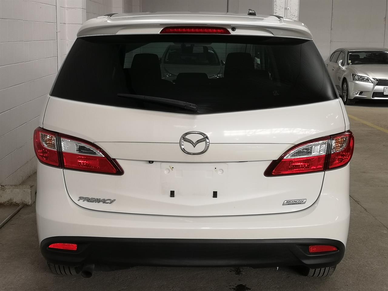 2017 Mazda Premacy