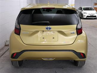 2021 Toyota Aqua - Thumbnail