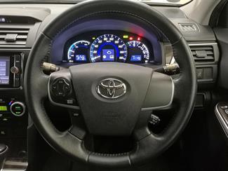 2013 Toyota Camry - Thumbnail