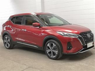 2021 Nissan Kicks - Thumbnail