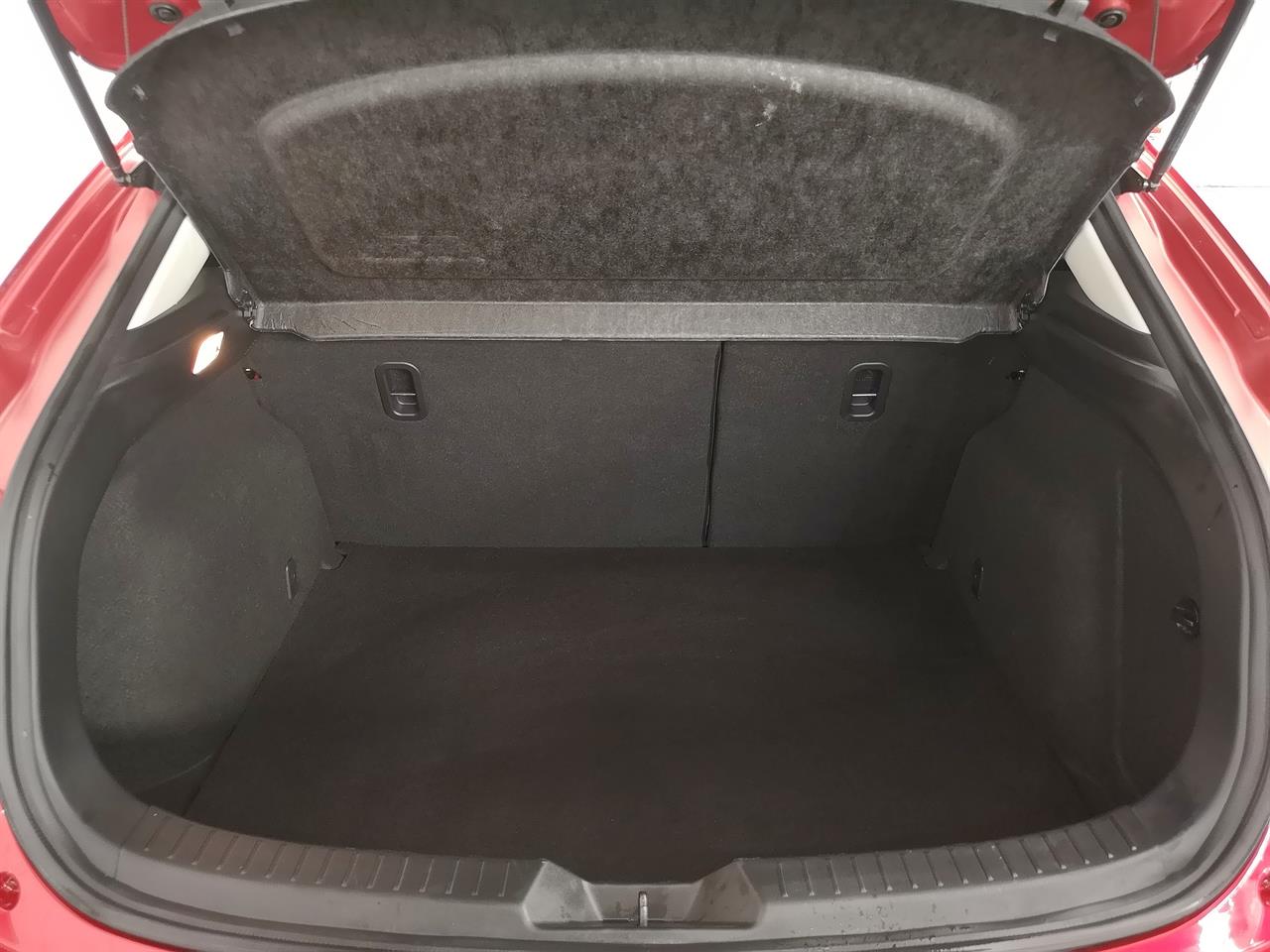 2014 Mazda Axela