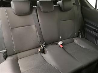 2015 Toyota Aqua - Thumbnail