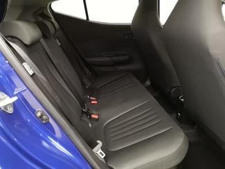 2023 Toyota Aqua - Thumbnail