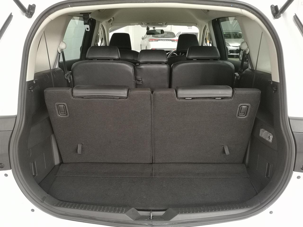 2013 Mazda Premacy