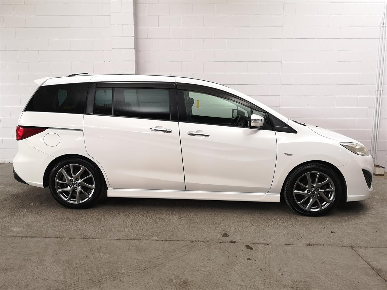 2013 Mazda Premacy