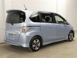 2013 Honda Freed - Thumbnail