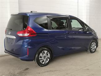 2017 Honda Freed - Thumbnail