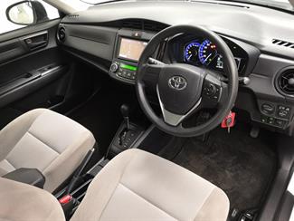 2015 Toyota Corolla - Thumbnail