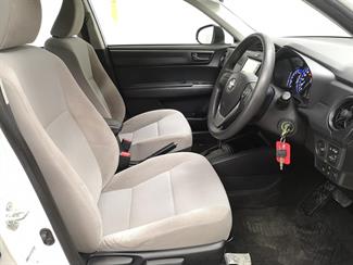 2015 Toyota Corolla - Thumbnail