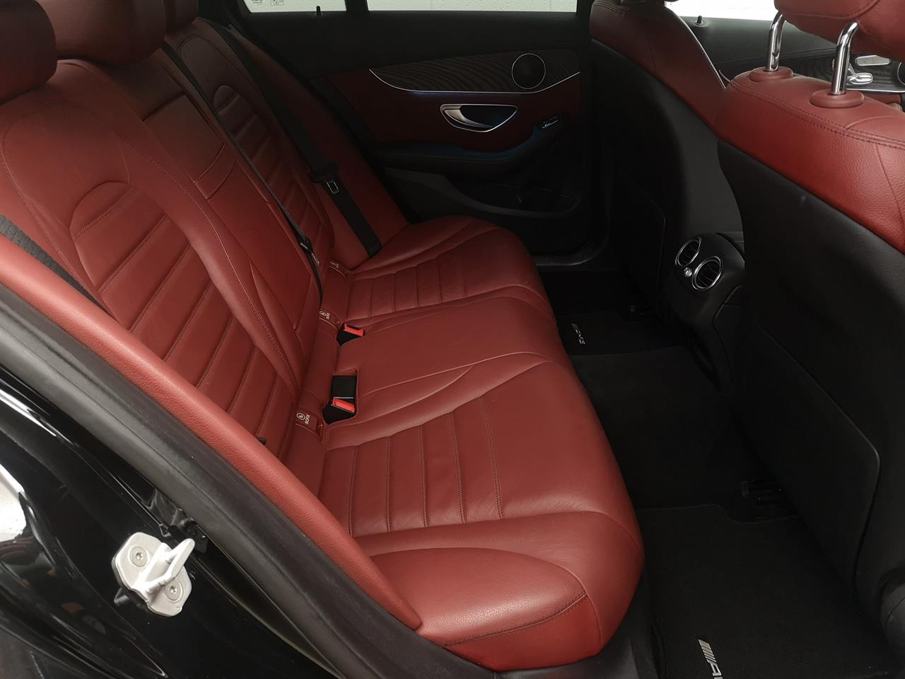 2015 Mercedes-Benz C 200