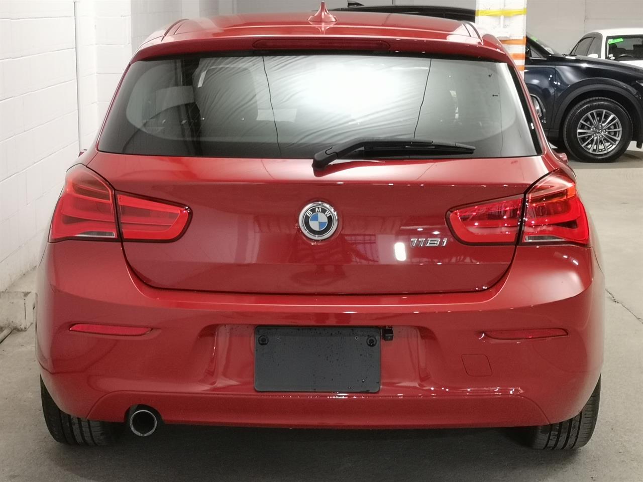 2018 BMW 118I