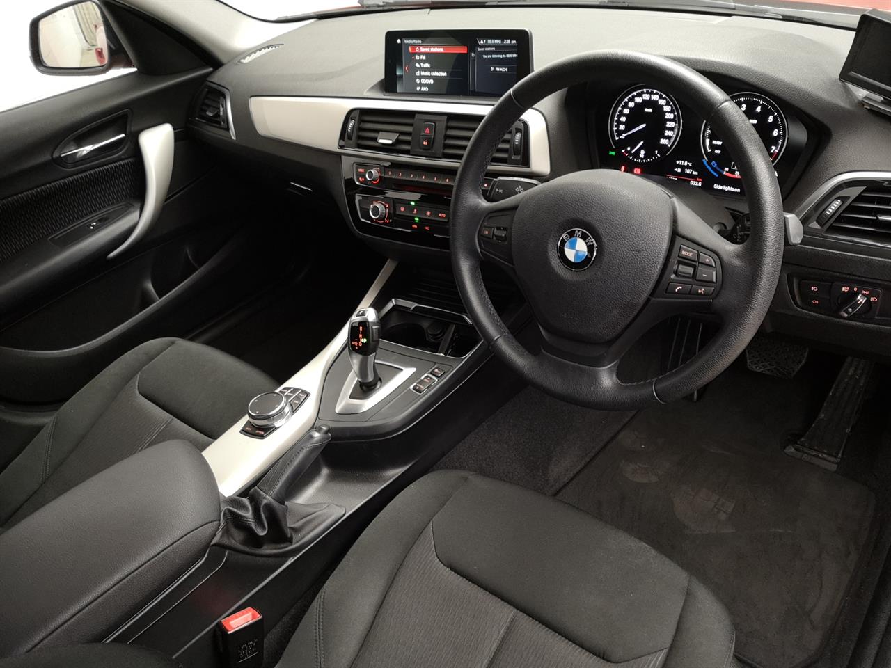 2018 BMW 118I