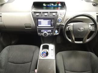 2014 Toyota Prius - Thumbnail