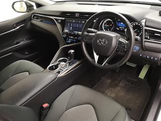 2017 Toyota Camry - Thumbnail
