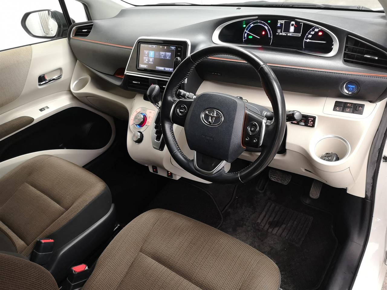 2017 Toyota Sienta