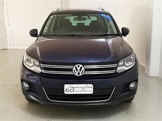 2013 Volkswagen Tiguan - Thumbnail