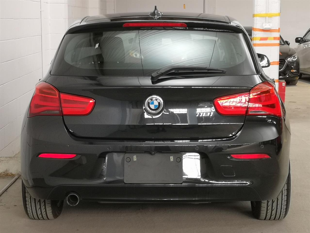 2016 BMW 118I