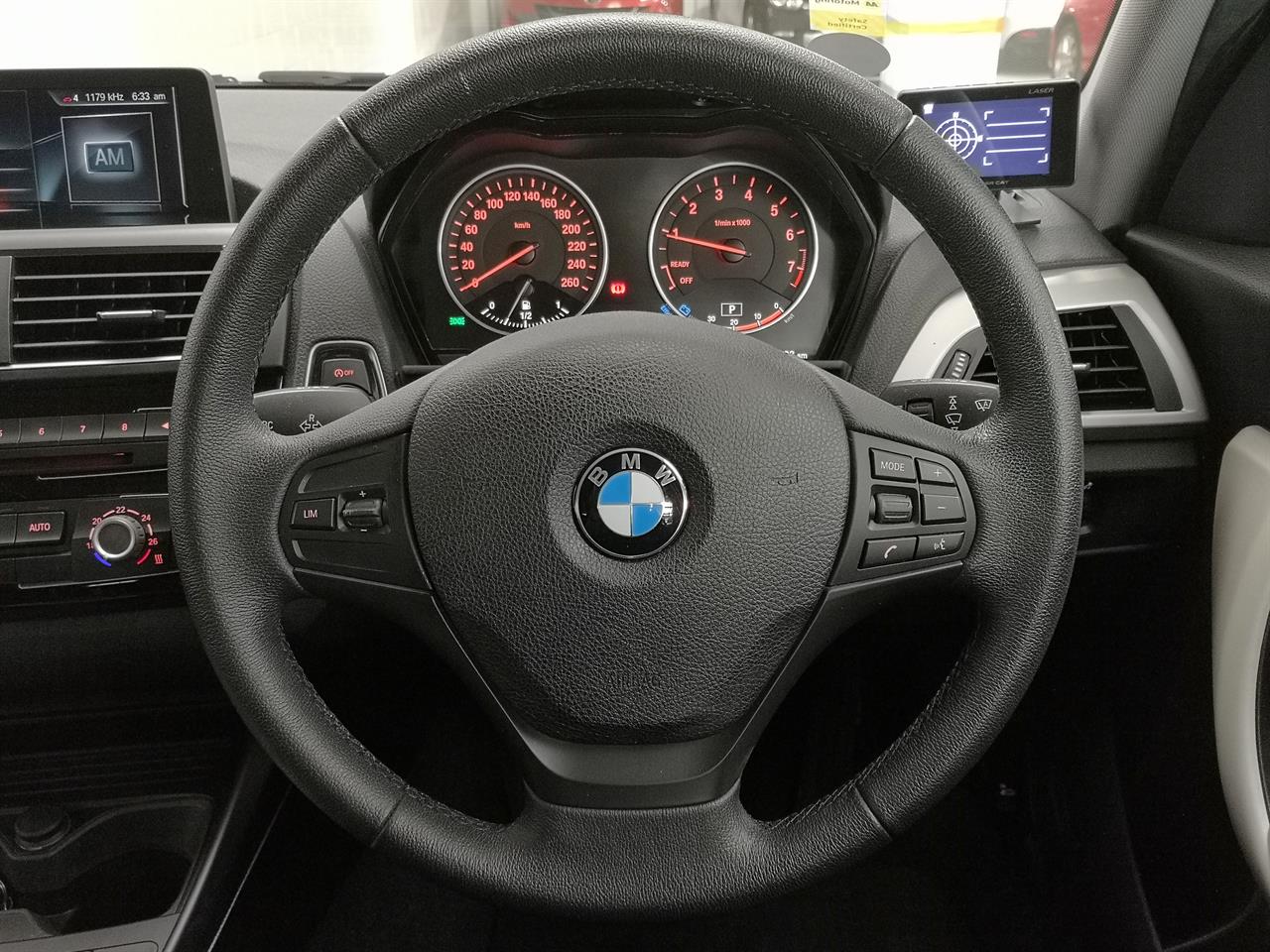 2016 BMW 118I