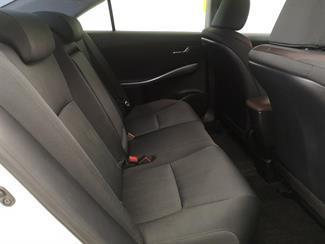 2013 Toyota Sai - Thumbnail