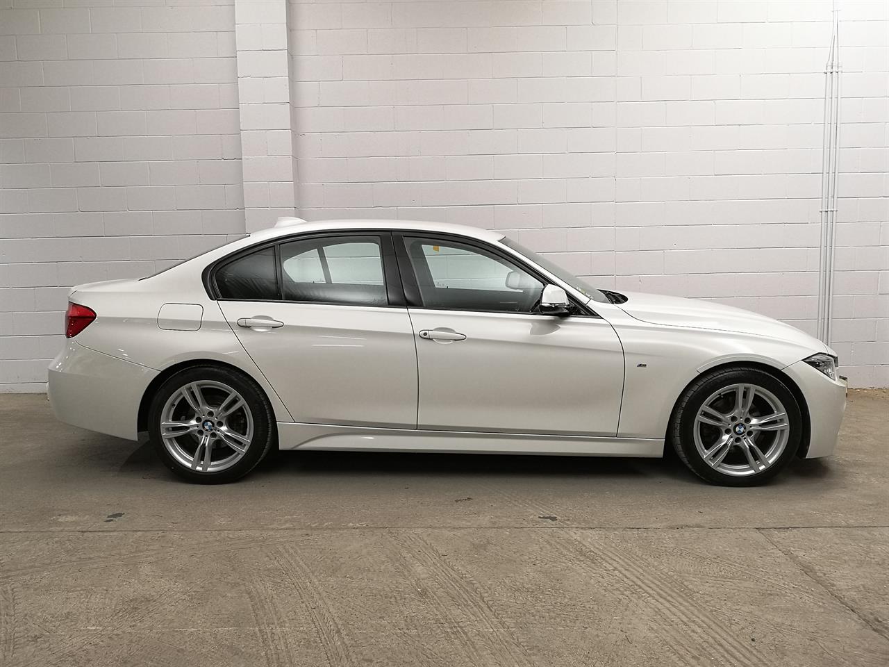 2016 BMW 320d