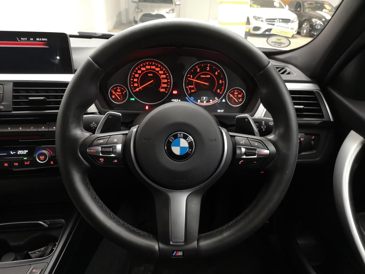 2016 BMW 320d