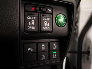 2015 Honda Odyssey - Thumbnail