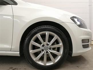 2013 Volkswagen Golf - Thumbnail
