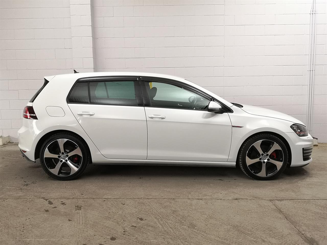 2014 Volkswagen Golf GTI