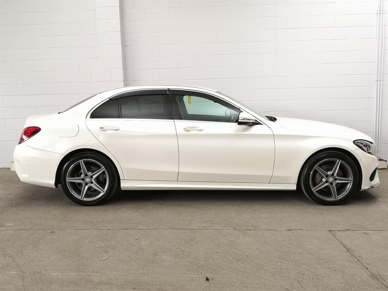 2015 Mercedes-Benz C 200