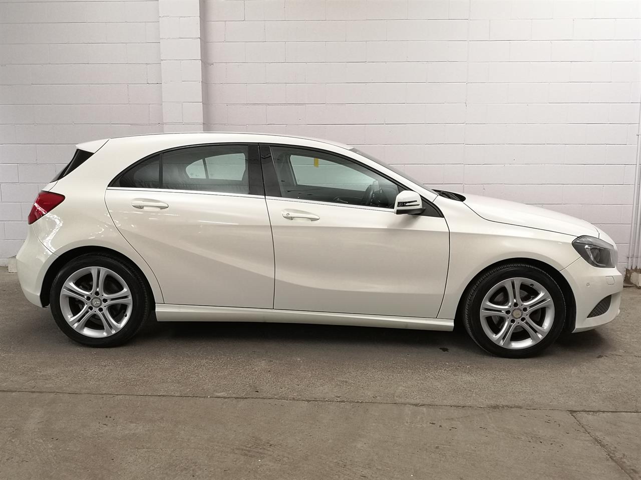 2014 Mercedes-Benz A 180