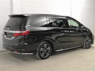 2016 Honda Odyssey - Thumbnail