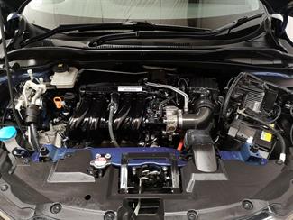 2017 Honda Vezel - Thumbnail