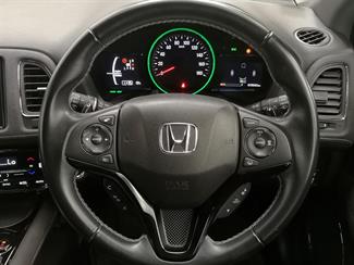 2017 Honda Vezel - Thumbnail